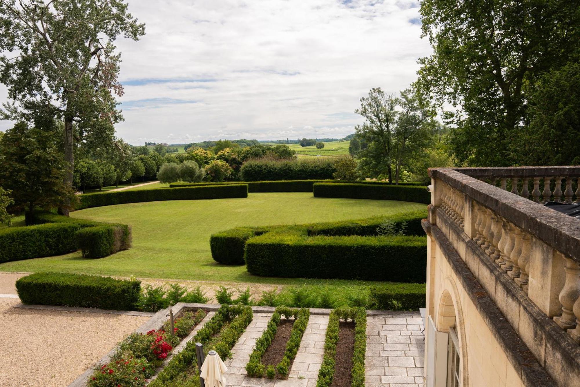 Chateau De Lussac Lussac  部屋 写真